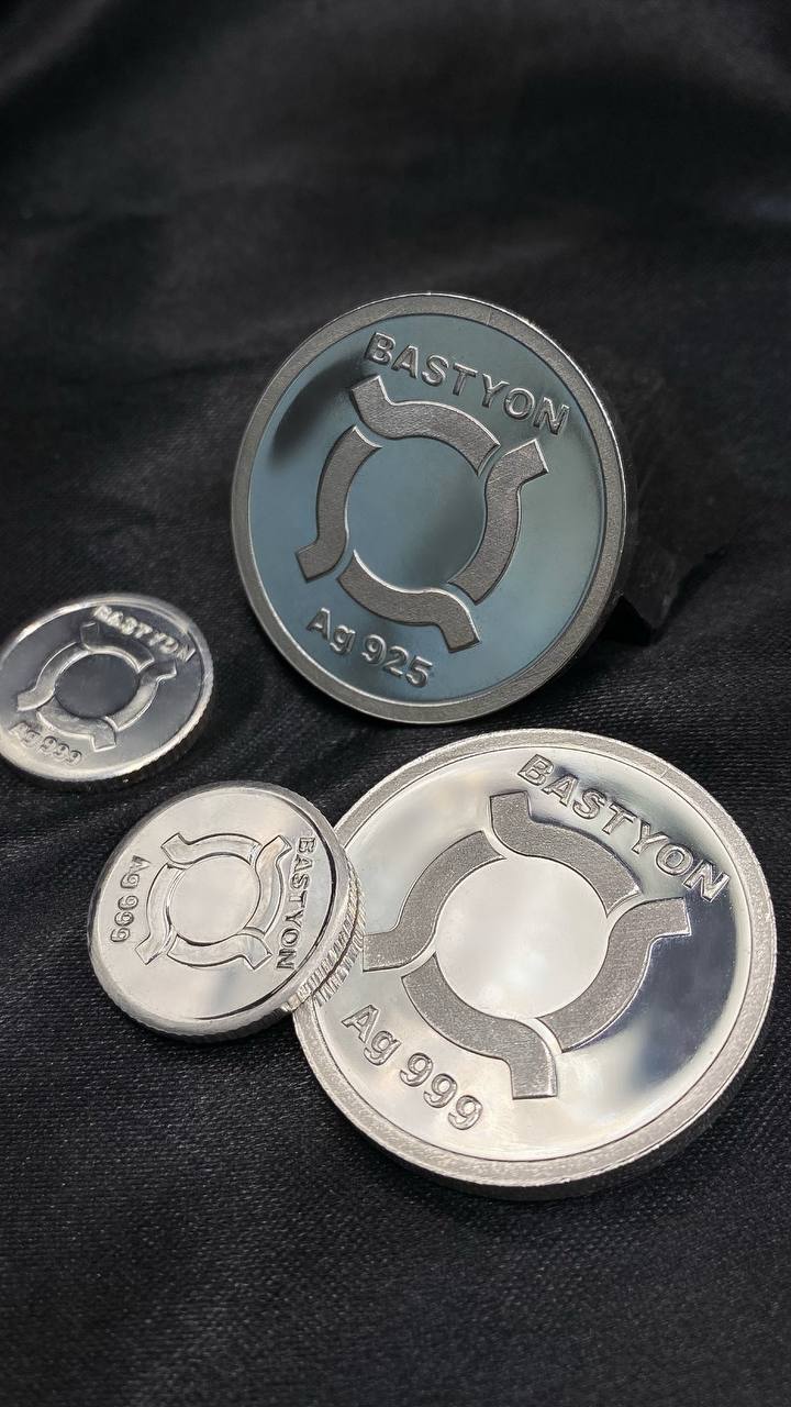 Серебряная монета